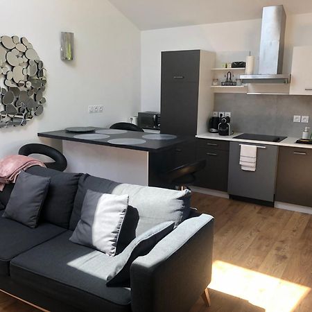 La Cerisiere Apartment Bessenay Екстериор снимка